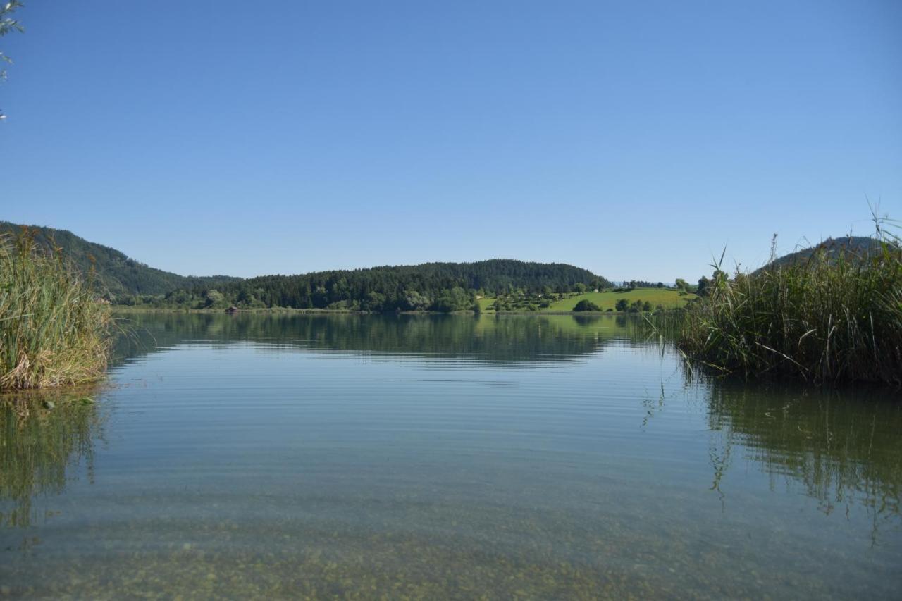 Ferienwohnungen Wutte Josefine Sankt Kanzian am Klopeiner See Dış mekan fotoğraf